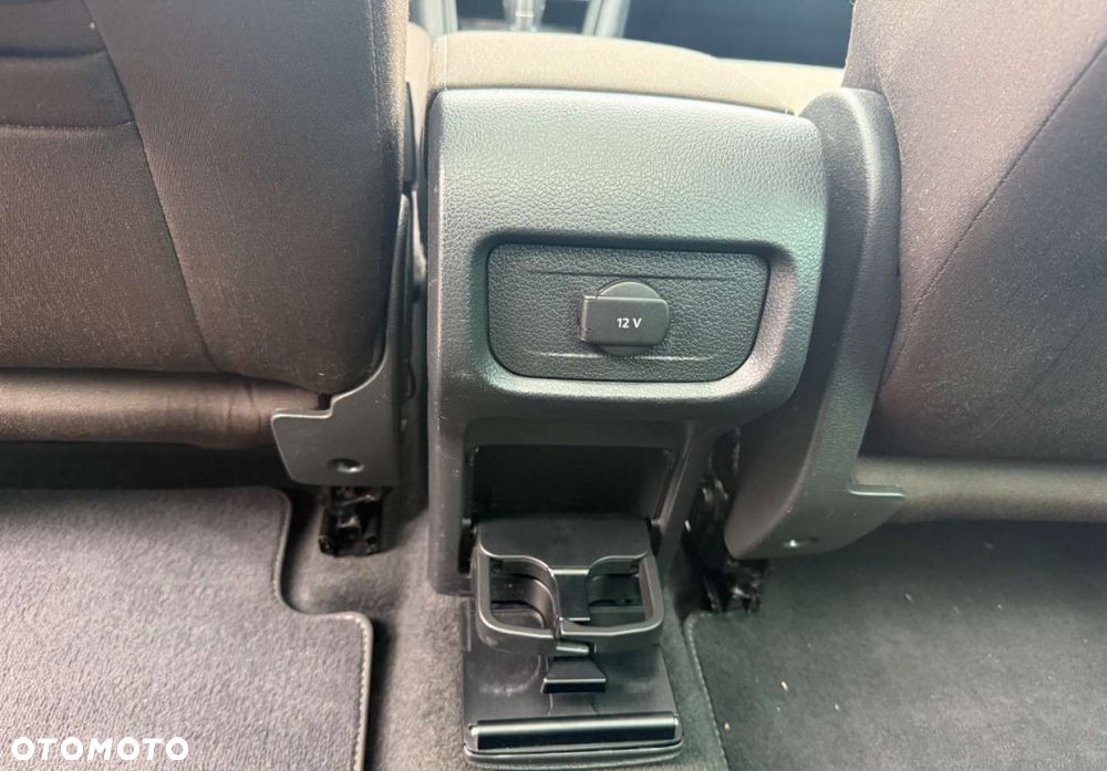 Volkswagen Sharan - 27