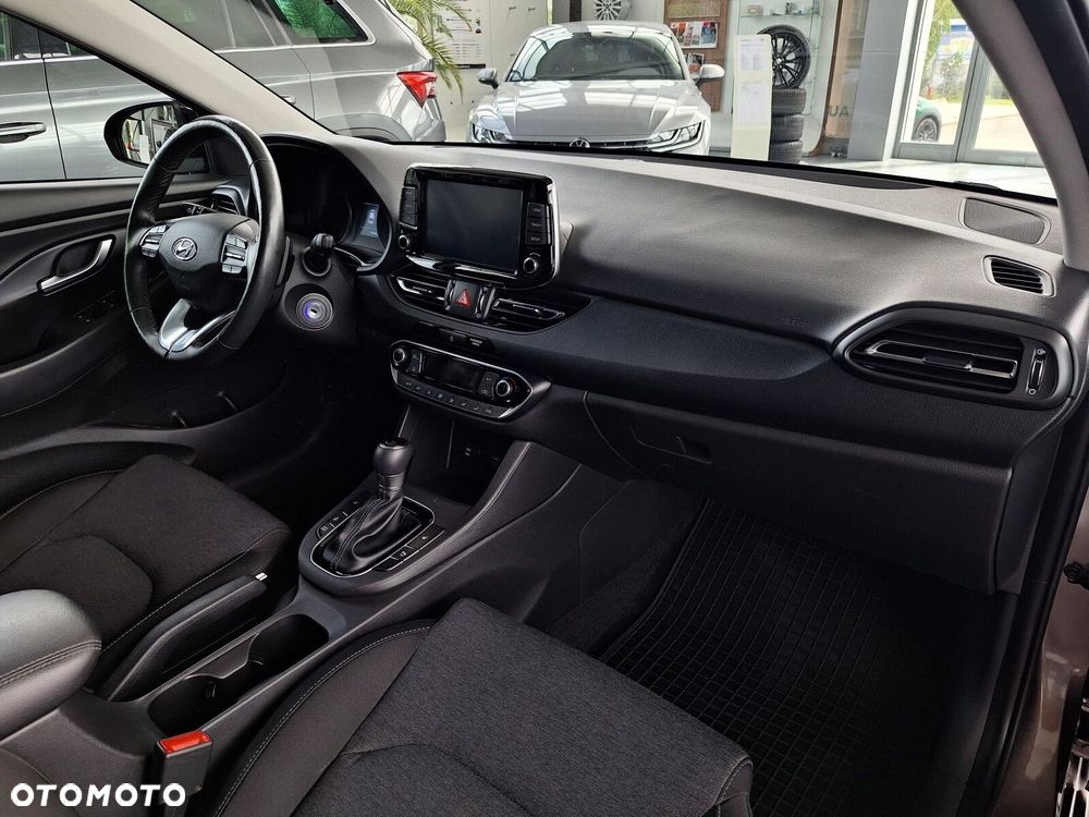 Hyundai i30 1.0 T-GDI Smart DCT - 22