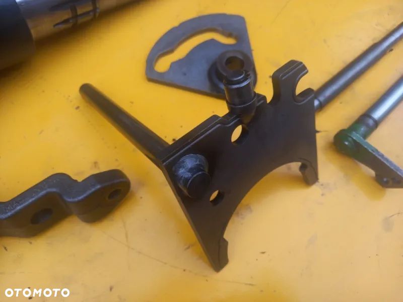 Przesuwki krzywki  WOM PTO R183199 John Deere 7720 - 4