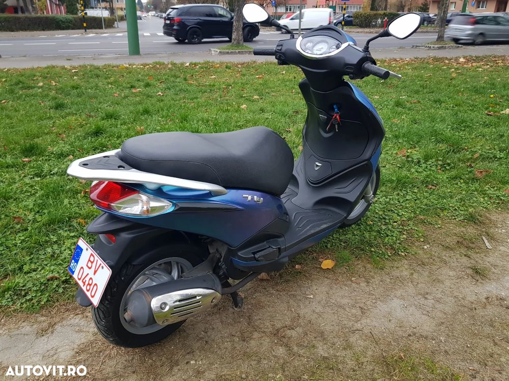 Piaggio Fly 150 - 11