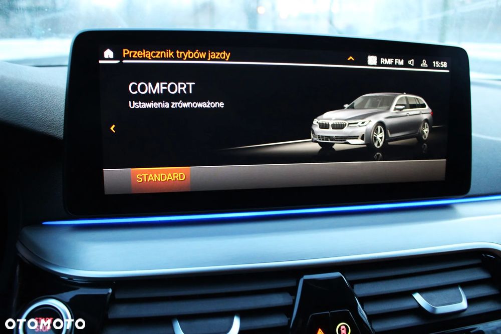 BMW Seria 5 520d Luxury Line sport - 30