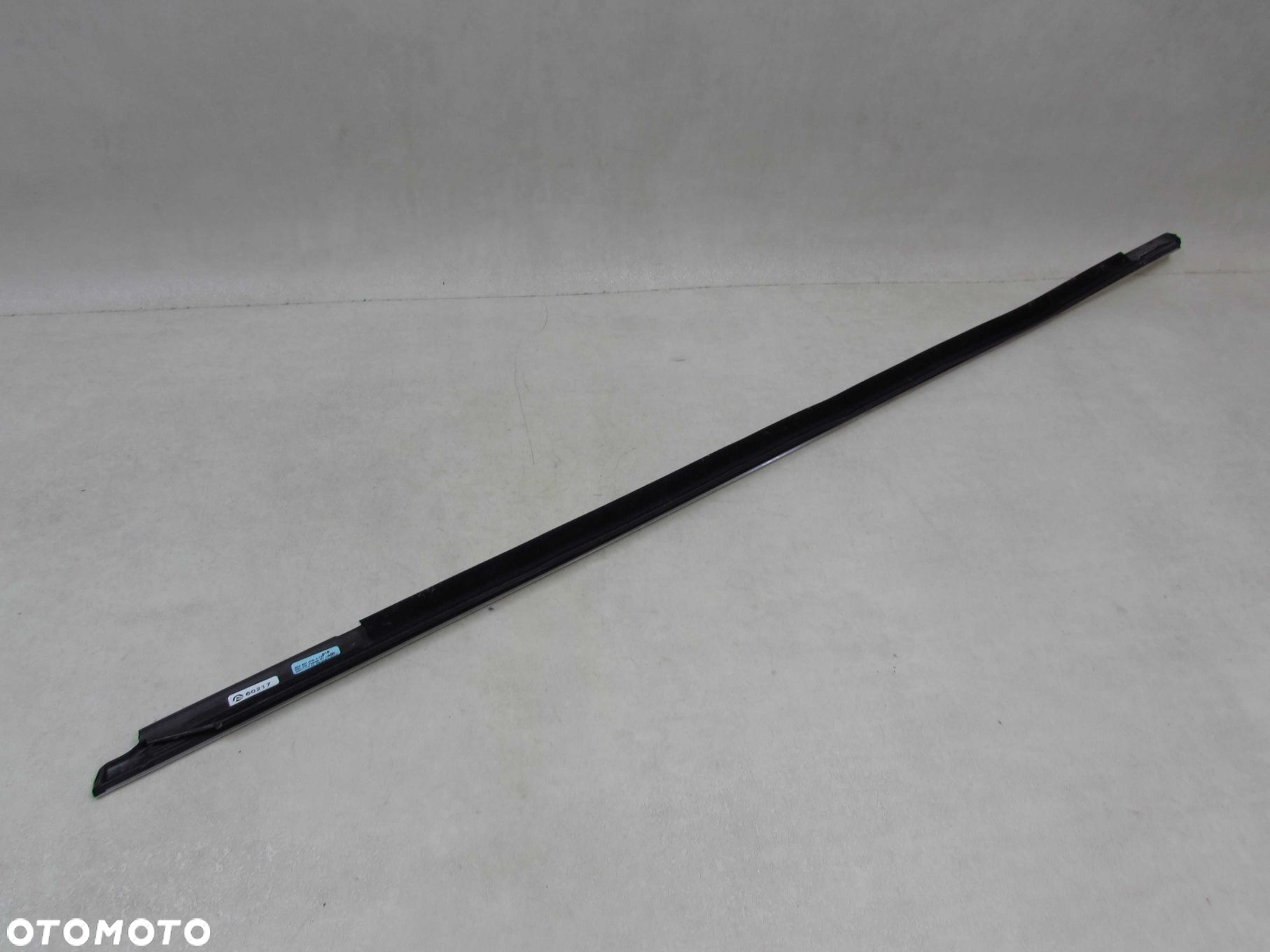 VW PASSAT B7 LISTWA ZGARNIAJACA DRZWI CHROM LEWY PRZOD 3AA837476A 10-15 - 6