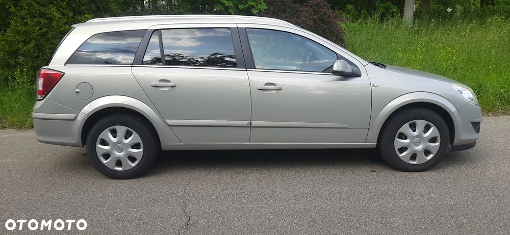 Opel Astra 1.6 Caravan - 6