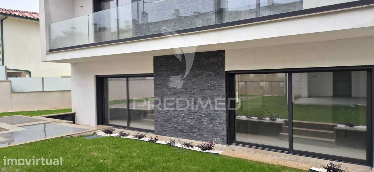 Moradia T4 - Ferreiros - Grande imagem: 4/40
