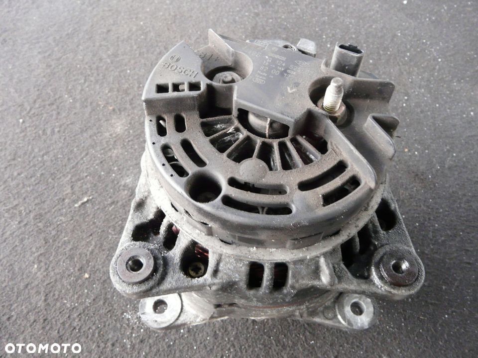 Alternator 0124525028 8200122976 Renault Scenic 2 1,5 DCI - 3