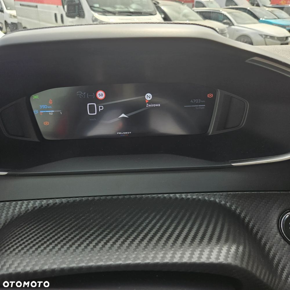 Peugeot 208 1.2 mHEV Allure - 18