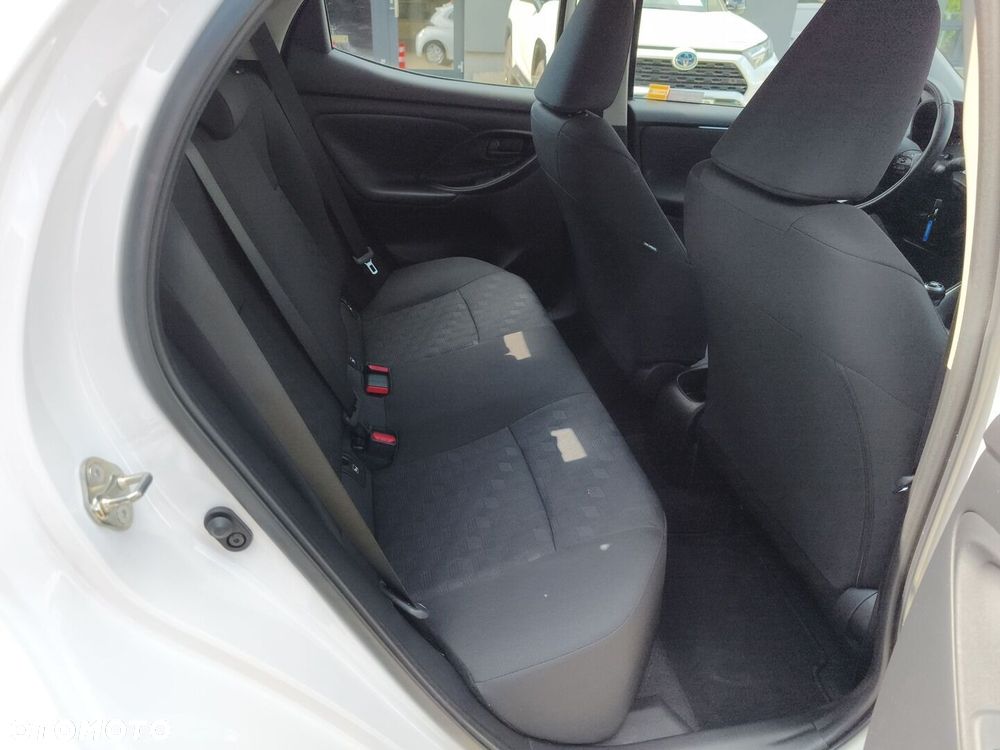 Toyota Yaris 1.5 Comfort - 11