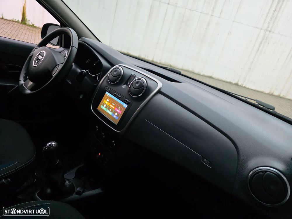 Dacia Sandero 0.9 TCe SL Explorer - 40