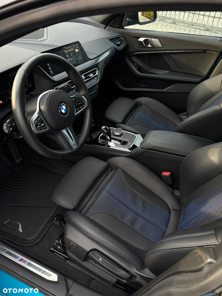 BMW Seria 2 218i - 10