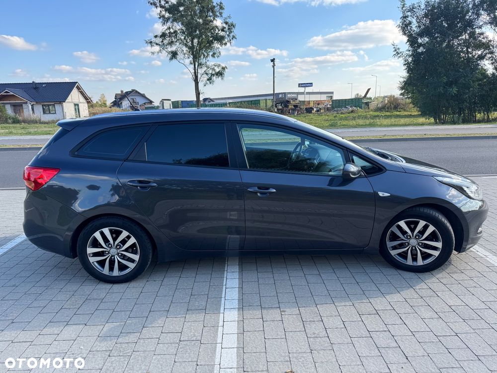 Kia Ceed 1.6 CRDi 128 Dream-Team Edition - 7