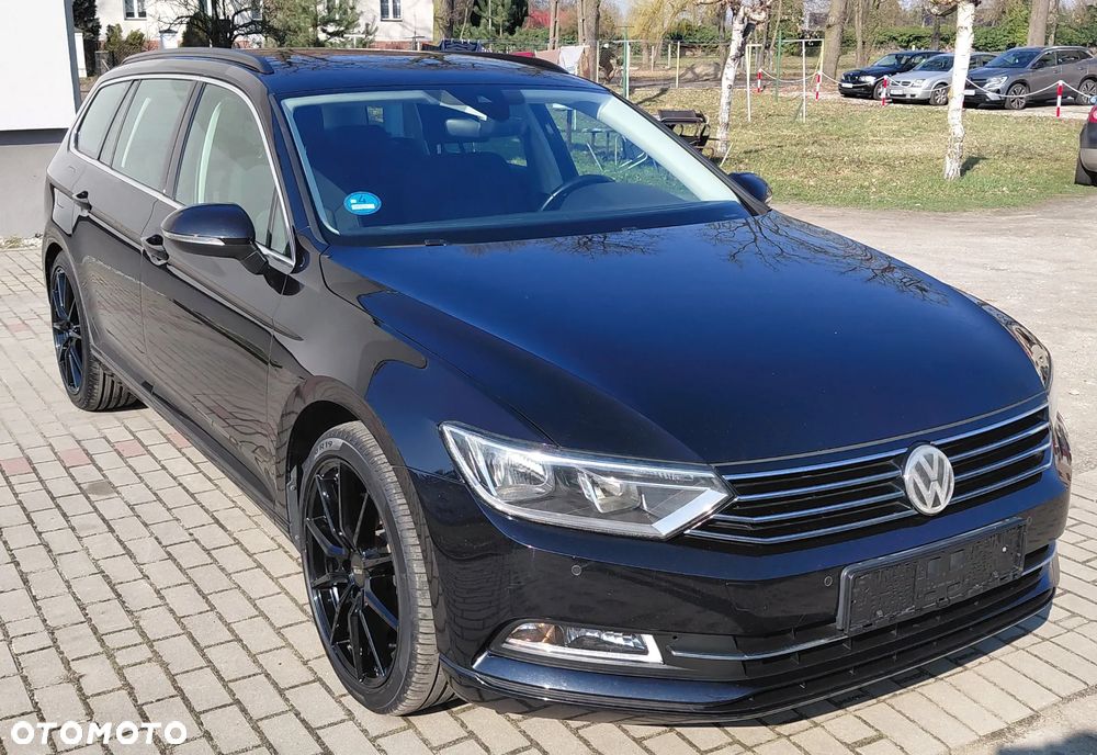 Volkswagen Passat - 2