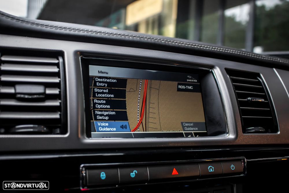 Jaguar XF 3.0 D V6 S Luxury - 45