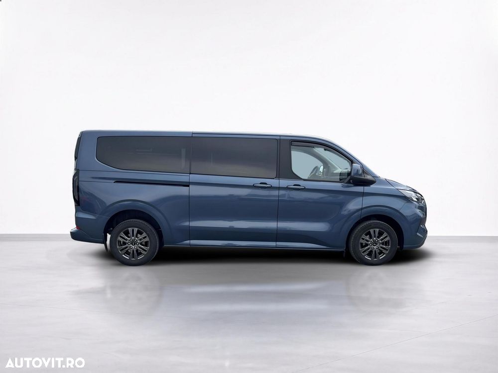 Ford Tourneo Custom - 8