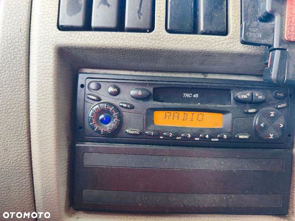 Volvo Fl 240 42R - 24