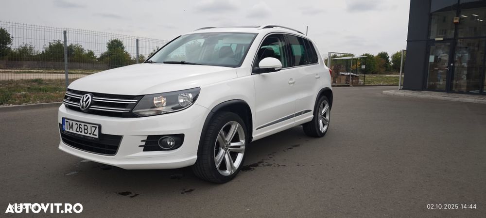 Volkswagen Tiguan - 1