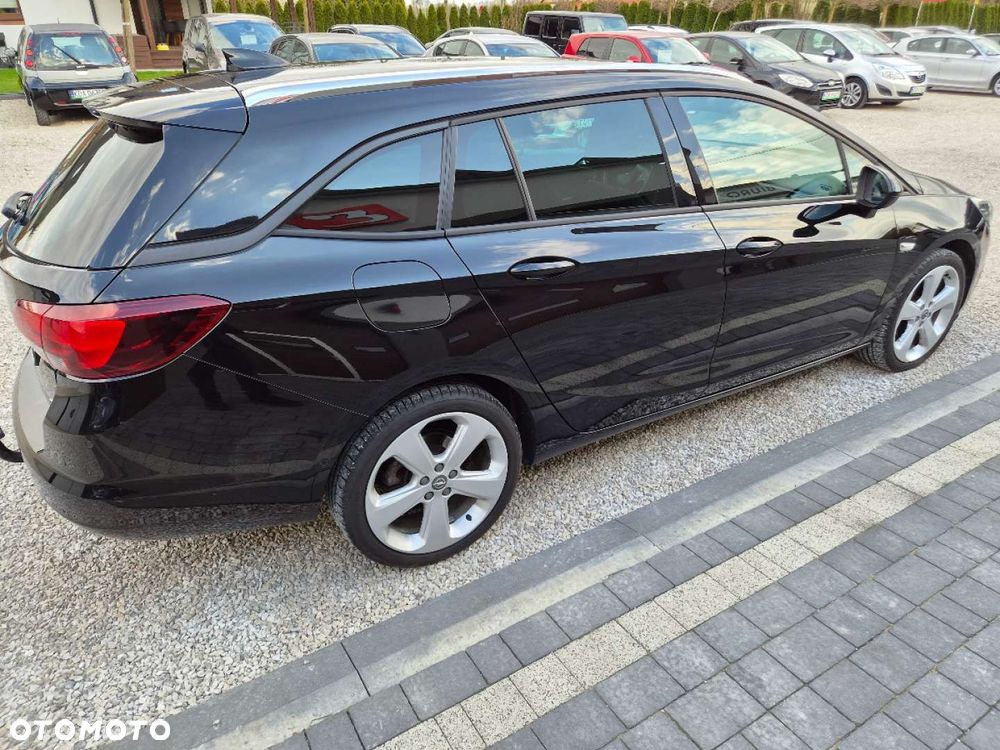 Opel Astra 1.6 CDTI Cosmo - 10