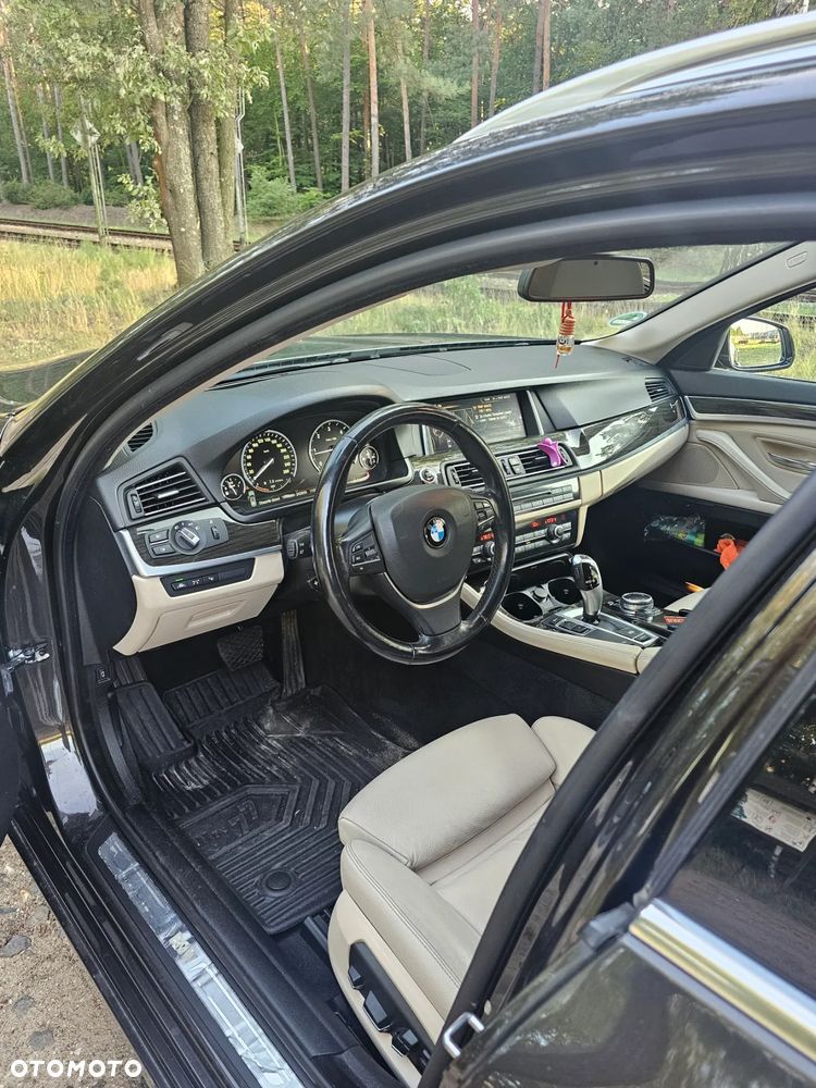 BMW Seria 5 520d - 7