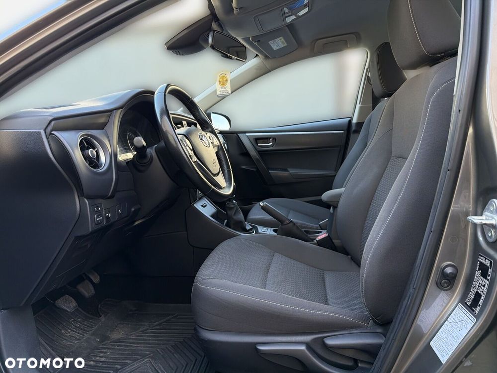 Toyota Corolla 1.6 Premium EU6 - 9