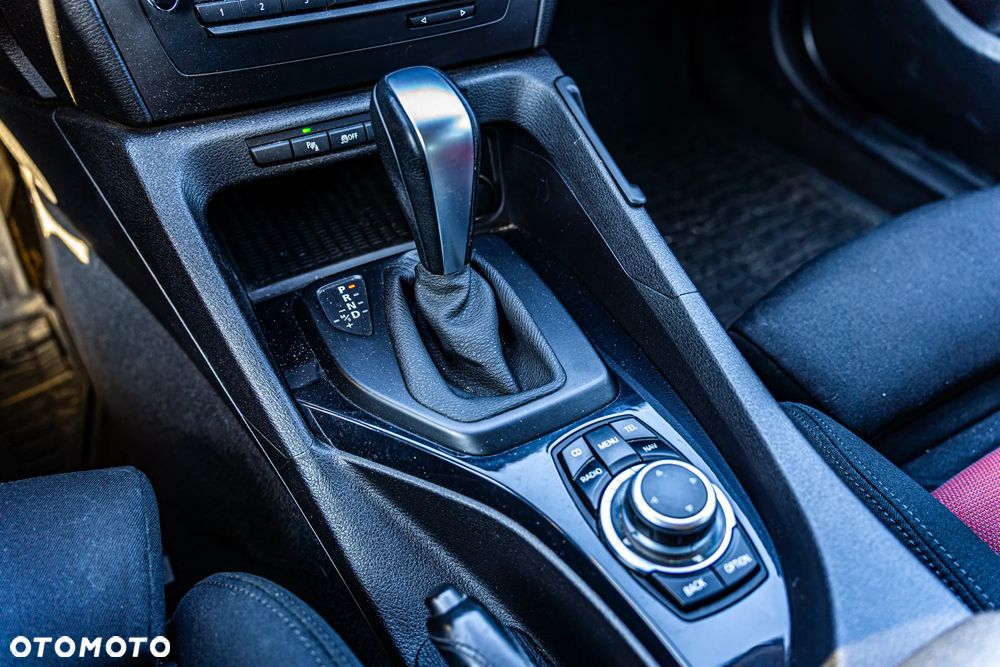 BMW X1 xDrive20d - 14