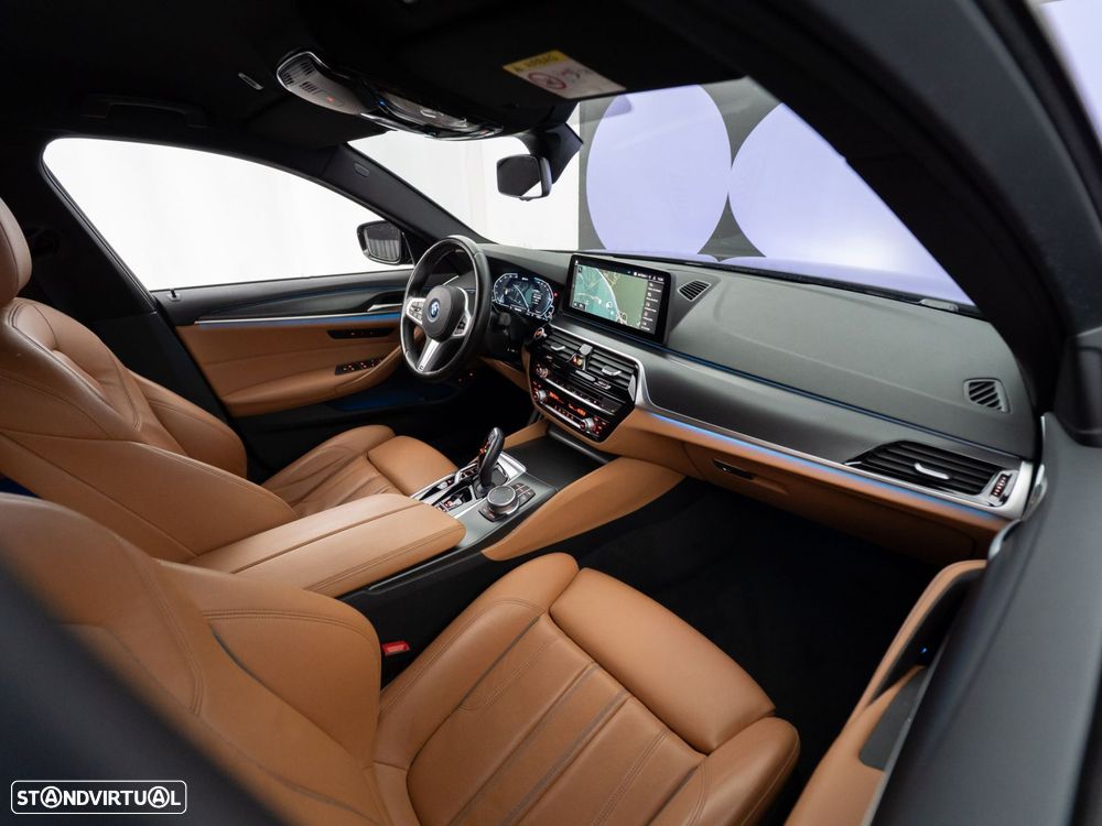 BMW 520 e Pack M - 41