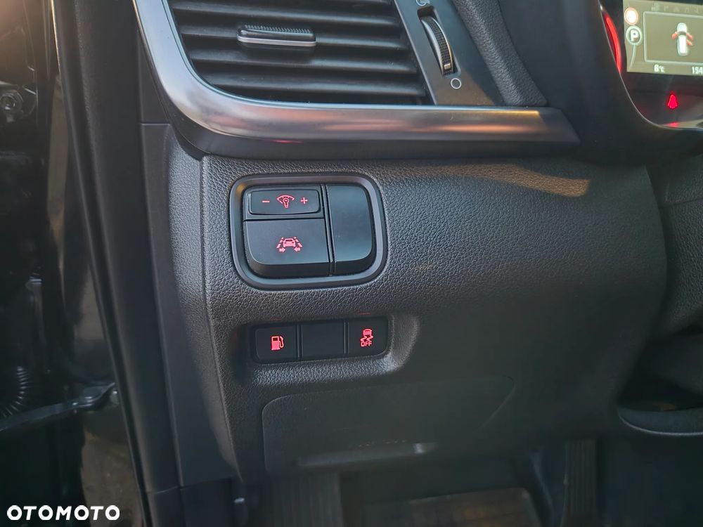 Kia Optima 1.7 CRDI GT Line DCT - 36