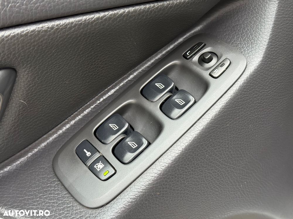 Volvo XC 90 D5 Executive - 17