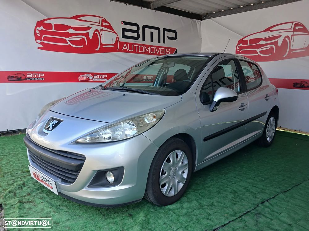 Peugeot 207 1.4 16V Premium - 3