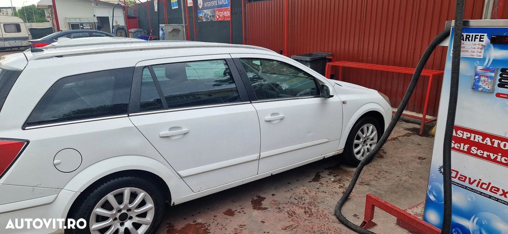 Opel Astra 1.9 CDTI Caravan DPF Cosmo - 3