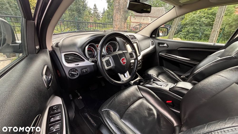 Fiat Freemont 2.0 Multijet 16V DPF Automatik Allrad Black Code - 20