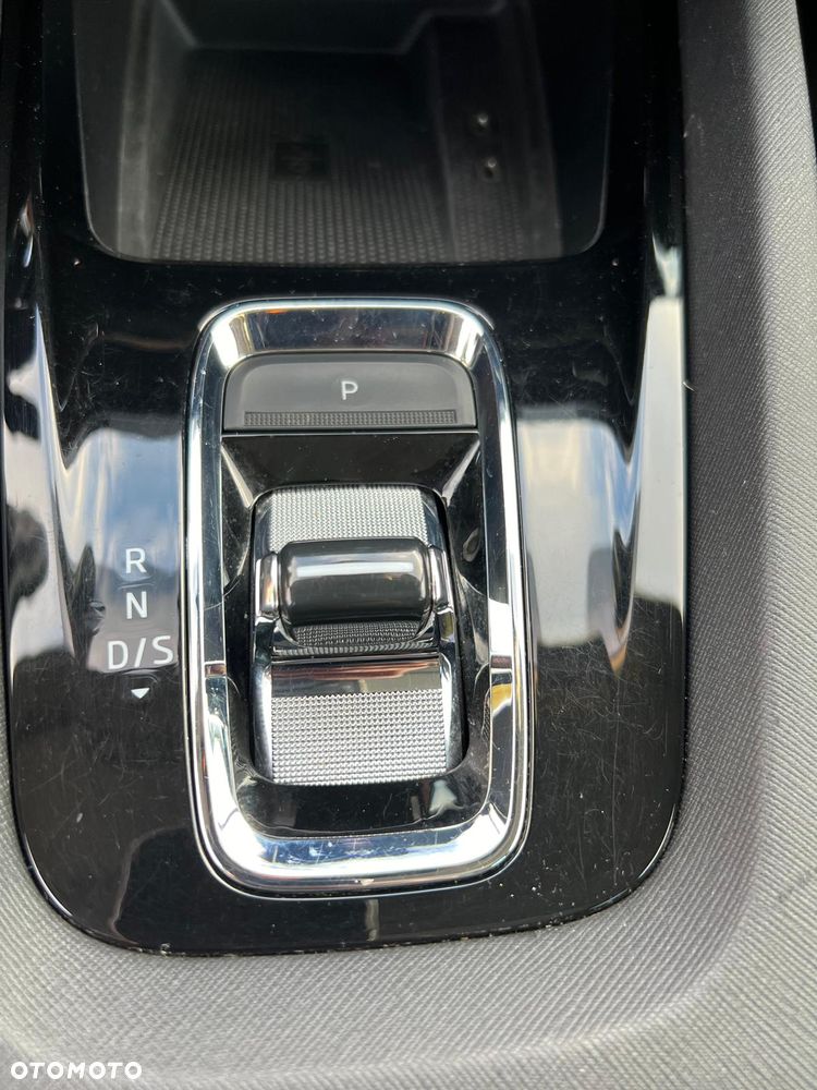 Skoda Octavia 2.0 TDI SCR Style DSG - 10