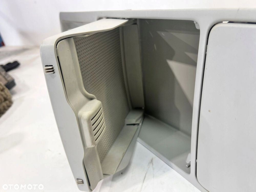 SCHOWKI PODSUFITKI VW TIGUAN 5M0868403D - 5