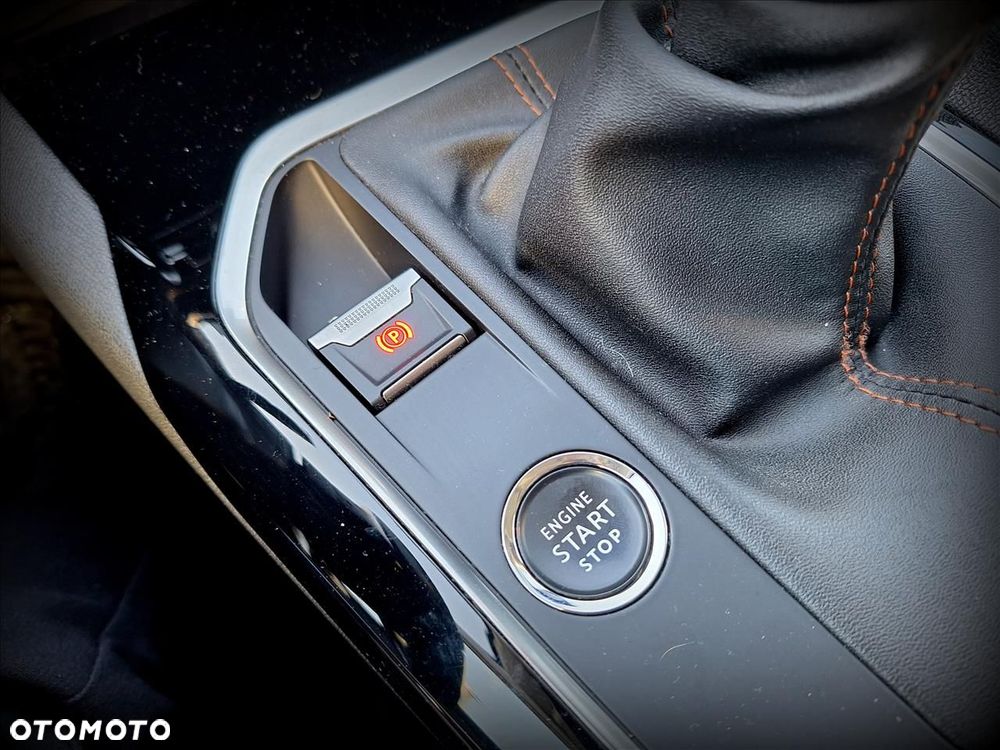 Peugeot 3008 1.2 PureTech GPF Active S&S - 23