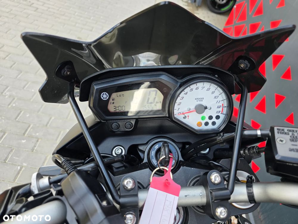 Yamaha FZ8 - 36