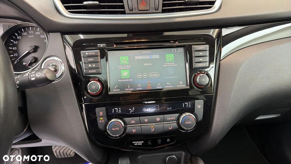 Nissan Qashqai 1.3 DIG-T N-Connecta DCT - 21