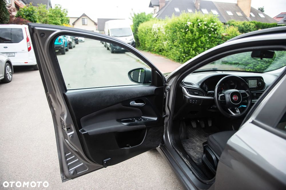 Fiat Tipo 1.4 T-Jet 16v Easy - 17