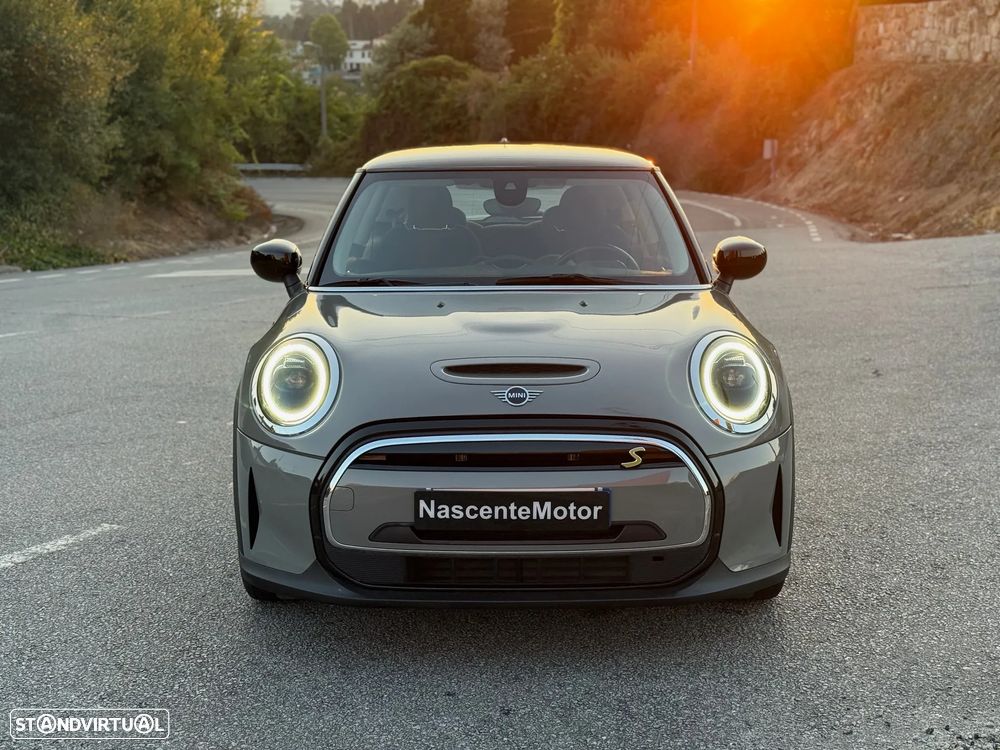 MINI 3 Portas Cooper E Essential - 2