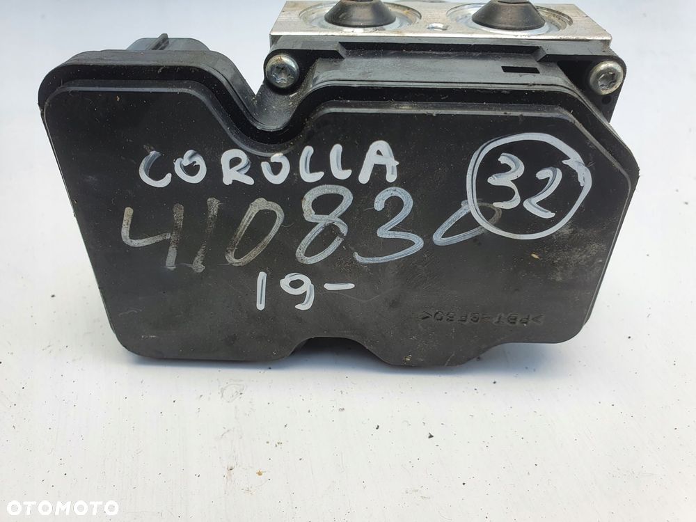 Toyota Corolla E21 POMPA ABS hamulcowa 89541-12E30 - 14