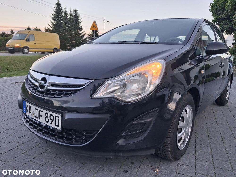 Opel Corsa 1.2 16V Cosmo - 24