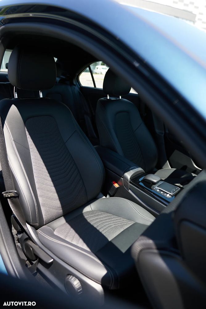 Mercedes-Benz A 180 d Sedan 8G-DCT - 10