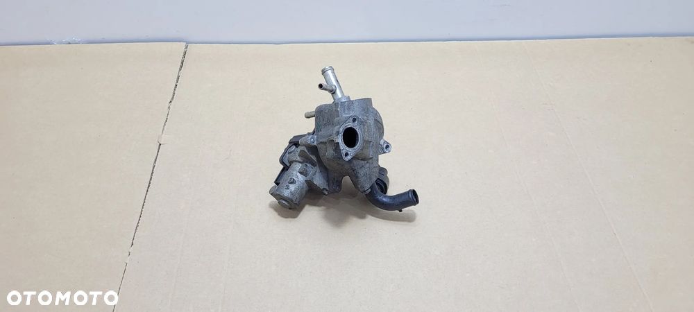 OBUDOWA ZAWÓR EGR AUDI A8 D3 Q7 4.2 TDI BVN BTR - 1