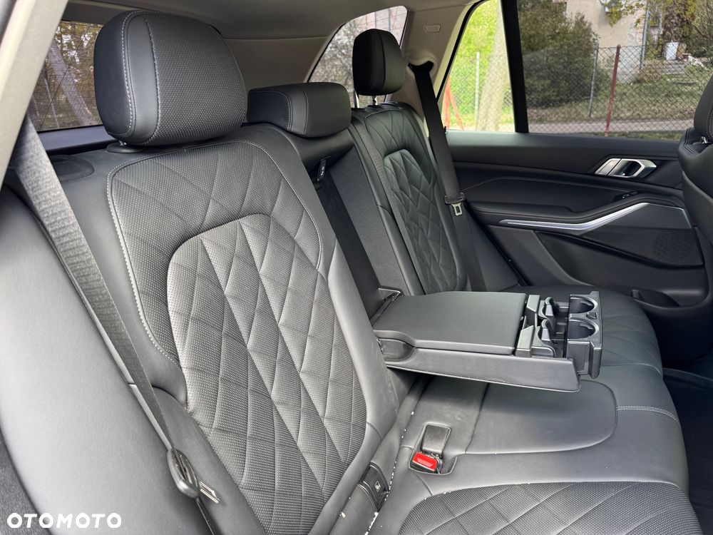 BMW X5 xDrive45e - 12