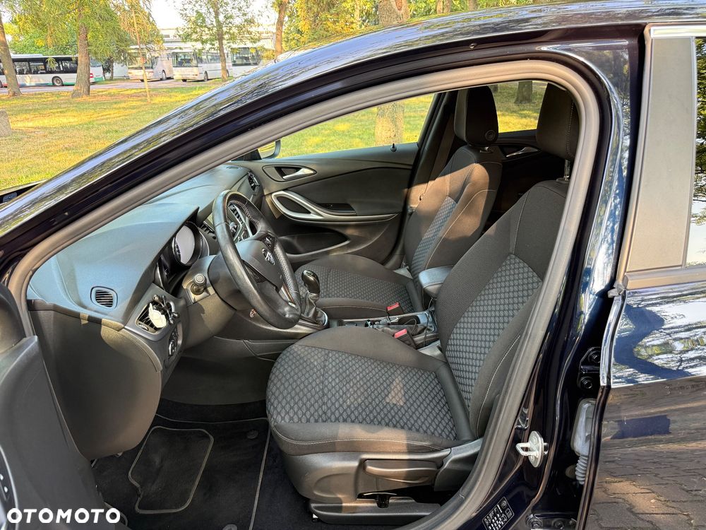 Opel Astra - 18