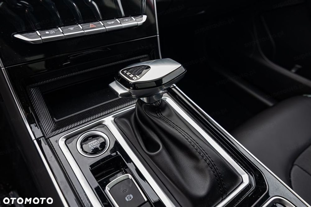 JAC J7 Plus CVT - 12