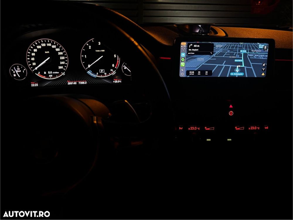 BMW X5 M M50d - 16