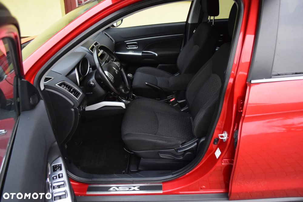 Mitsubishi ASX 1.6 Intense - 11