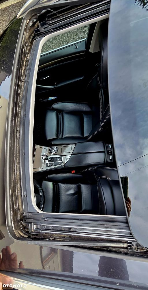 BMW Seria 5 528i xDrive Modern Line - 24