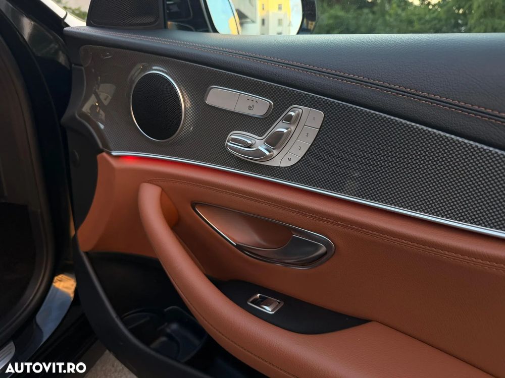 Mercedes-Benz E 220 d 4Matic 9G-TRONIC AMG Line - 13