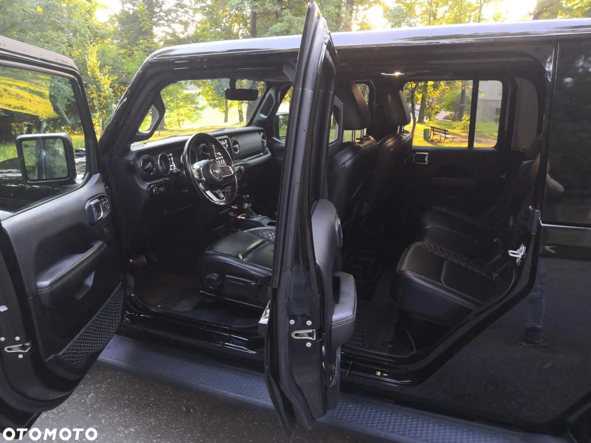 Jeep Gladiator - 10