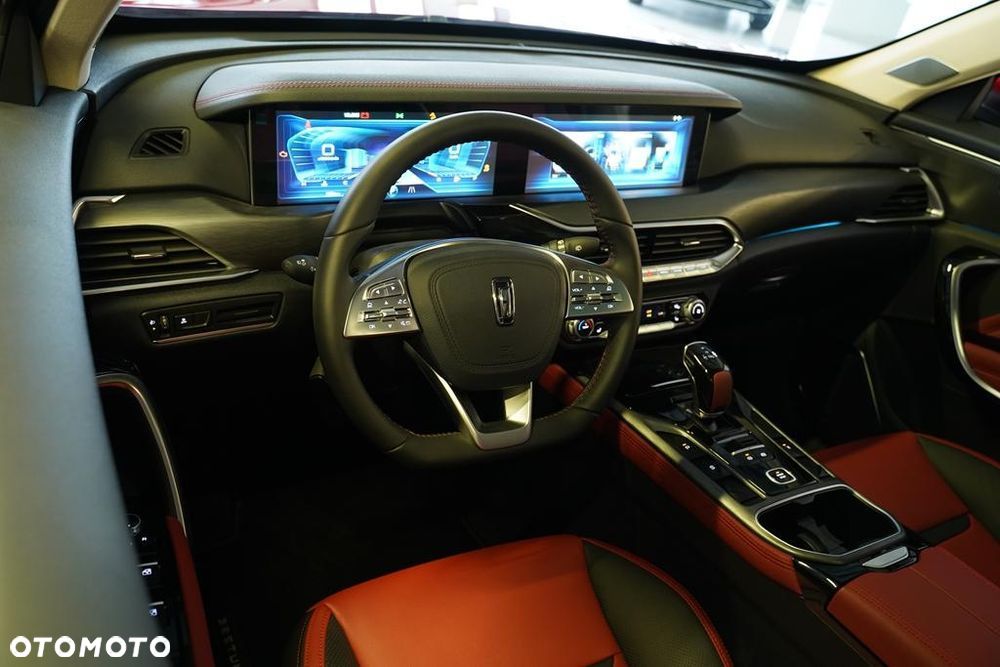 Bestune T77 1.5T Business DCT - 11