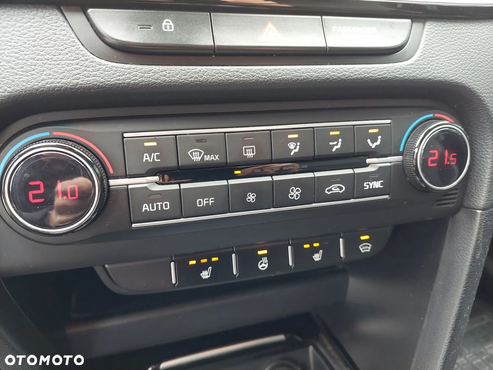 Kia XCeed 1.5 T-GDI Business Line DCT - 20